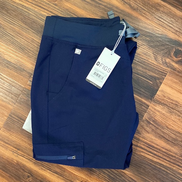Figs Pants - Figs Zamora Jogger Scrub Pants in Navy